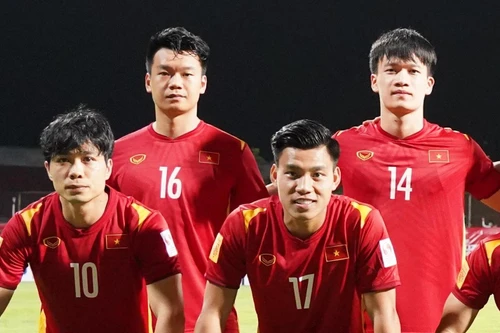 Hậu vệ tuyển Việt Nam được AFF vinh danh