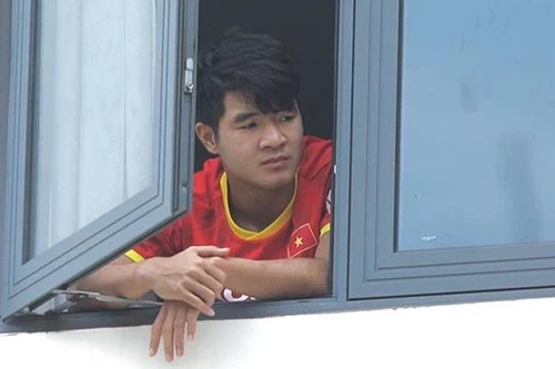 ĐT Việt Nam phải cách ly thêm 7 ngày tại khách sạn