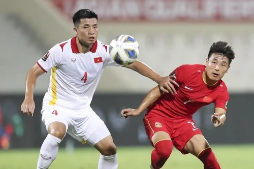 Tuyển Việt Nam nguy cơ bật khỏi top 100 thế giới