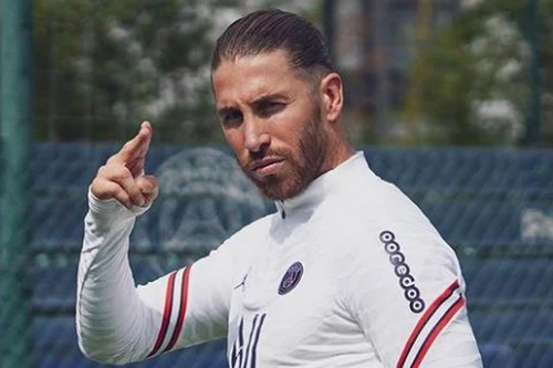 Chán cảnh 'nuôi báo cô', PSG tính tống khứ Sergio Ramos