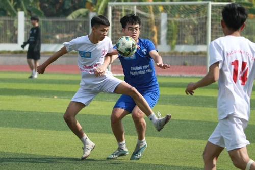 [ẢNH] Loạt trận 13h30 ngày 13-1-2021