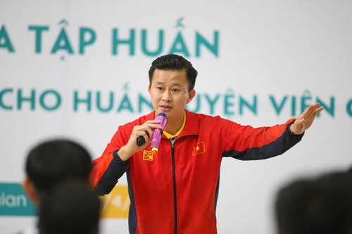 HLV Trương Minh Sang: "Thể lực rất quan trọng với trượt băng và roller"