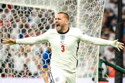 Ghi bàn phút thứ 2, Luke Shaw đi vào lịch sử EURO