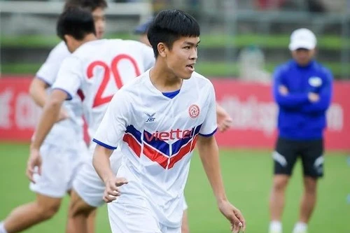 Trước thông tin bị HLV Park loại vì vô kỷ luật, Hữu Thắng nói gì?