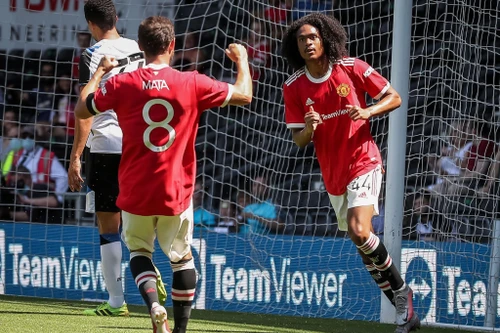 Sao trẻ ghi bàn, M.U hạ đội bóng của Rooney