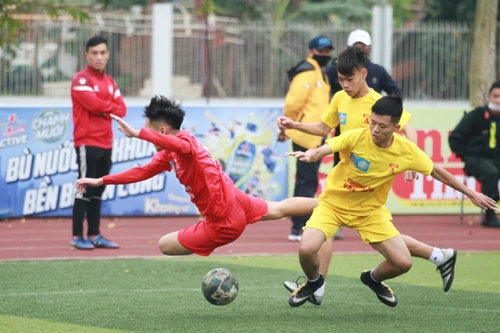 [ẢNH] Loạt trận 14h30 ngày 6-1-2021