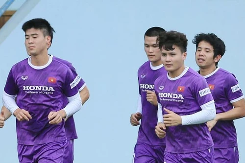 [ẢNH] ĐT Việt Nam bắt đầu 'luyện công' cho vòng loại cuối World Cup 2022