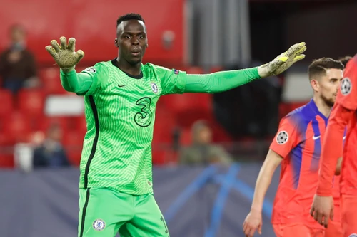 "Người nhện" Mendy làm điều chưa thủ môn nào làm được ở Chelsea
