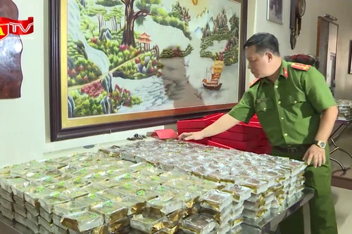Tiêu hủy số bánh Trung thu 10 nghìn đồng “phù phép” thành bánh có thương hiệu