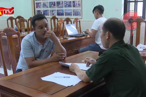 Vận chuyển trái phép gần 500 triệu đồng tiền Việt Nam và 40 triệu kíp Lào qua biên giới