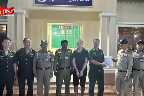 Đối tượng bị truy nã về tội giết người bị bắt khi đang lẩn trốn ở Campuchia