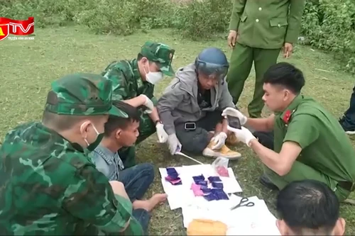 Phát hiện lực lượng chức năng, "ôm" 6000 viên ma túy lao xuống vực hòng tẩu thoát