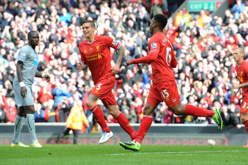 Liverpool 2-1 Newcastle: Không có chuyện cổ tích cho Liverpool