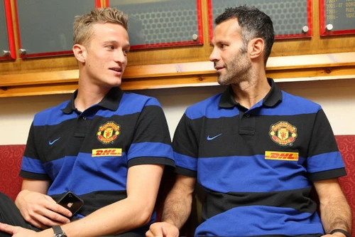 Lindegaard coi Giggs là “Guardiola mới”
