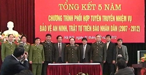 Tăng cường phối hợp tuyên truyền, bảo vệ an ninh trật tự