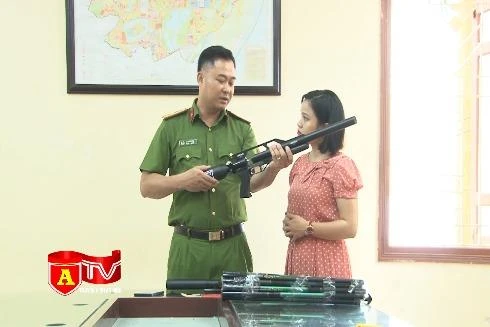 Tạo vỏ bọc "ship hàng"để mua bán, vận chuyển vũ khí, công cụ hỗ trợ