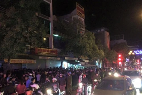 Phát hiện 4 người tử vong trong cửa hàng điện máy 5 tầng