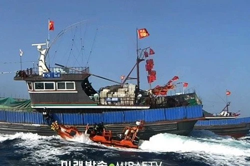 Hàn Quốc truy quét tàu cá Trung Quốc đánh bắt trái phép