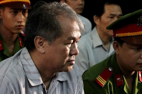 Vụ Ngân hàng Xây dựng: Rút hơn 5.000 tỷ không có chữ ký của chủ tài khoản?