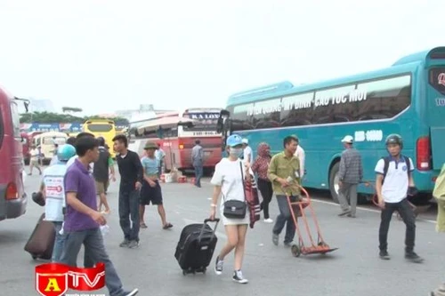Còn nhiều bất cập trong việc điều chuyển xe khách liên tỉnh