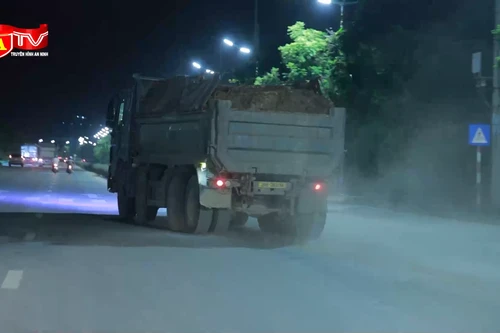 Hà Nội: Nhiều tuyến đường oằn mình vì xe quá khổ, quá tải 