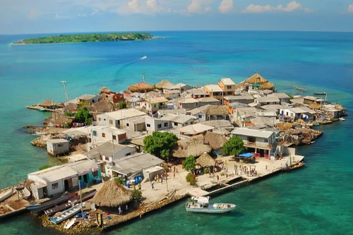 Hòn đảo "không điện, không nước" hạnh phúc nhất thế giới