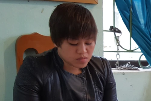 Bắt quả tang cán bộ xã mua bán trái phép chất ma túy