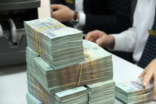 Một số ngân hàng giảm lãi suất huy động