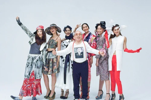 "Đột nhập" hậu trường buổi chụp hình của Hương Ly tại Nhật Bản