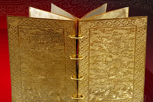 Chiêm ngưỡng thư tịch cổ đặc biệt của triều Nguyễn