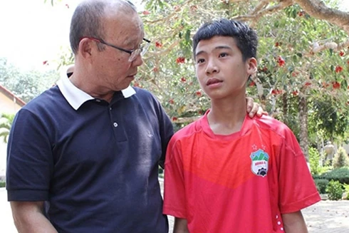 [ẢNH] Những "viên ngọc thô" mang nhiều hứa hẹn của khóa 4 HAGL JMG