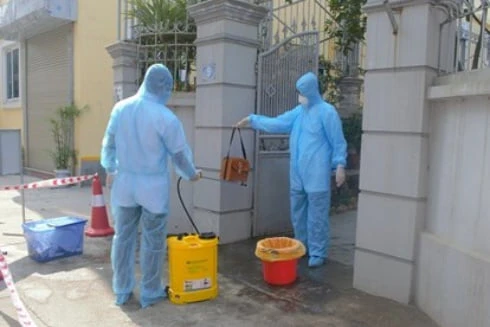 [CLIP] Người phải tự cách ly tại nhà nên vệ sinh khử khuẩn thế nào để chống Covid-19?