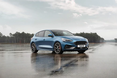 [ẢNH] Ford Focus 2019: Nhanh, mạnh và thể thao