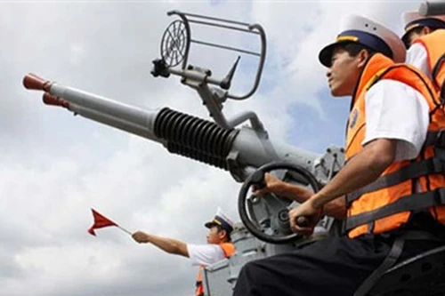 [ẢNH] Việt Nam sử dụng hải pháo do Mỹ sản xuất