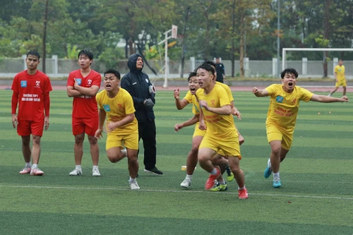 Gọi tên 'đệ tứ anh hào' bóng đá học sinh THPT Hà Nội 2022