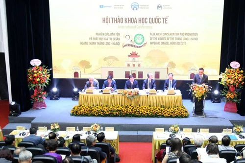 Khai mạc Hội thảo khoa học quốc tế: “20 năm nghiên cứu, bảo tồn và phát huy giá trị di sản Hoàng thành Thăng Long - Hà Nội”.