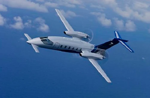 Thái Lan ký hợp đồng mua máy bay trinh sát ảnh P.180 Avanti II của Italia