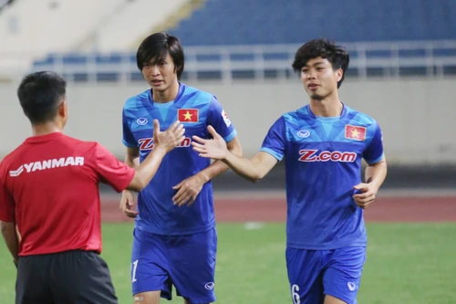 Tuấn Anh ngồi ngoài trận gặp Indonesia?