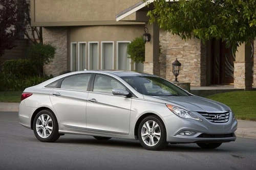 Hyundai triệu hồi 470.000 xe Sonata vì lỗi động cơ nguy hiểm