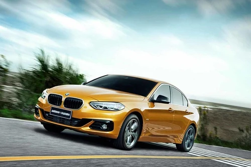 BMW trình làng sedan cỡ nhỏ 1-series với nhiều trang bị cao cấp