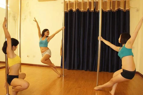 Múa cột, múa ghế có phải là khiêu dâm?