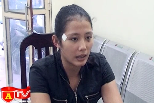 Lộ rõ chân tướng cô hàng nước xinh đẹp