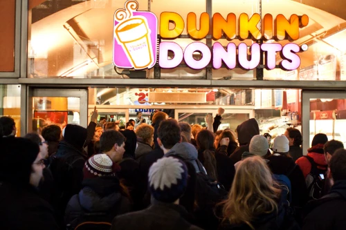 Xuất hiện làn sóng các hãng ăn nhanh đổ bộ vào Việt Nam