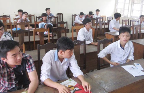 Hôm nay gần 1 triệu thí sinh làm thủ tục thi đợt I