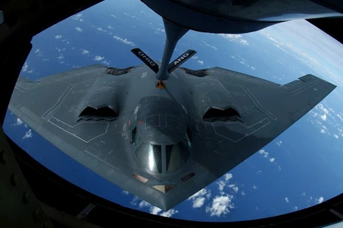 2 chiếc B-2 uy lực hơn vài chục chiếc cường kích