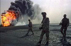 Vì sao Mỹ sẵn sàng "đánh úp" Iran?