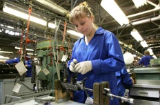 Cha đẻ súng AK-47 phàn nàn vì bị giảm lương