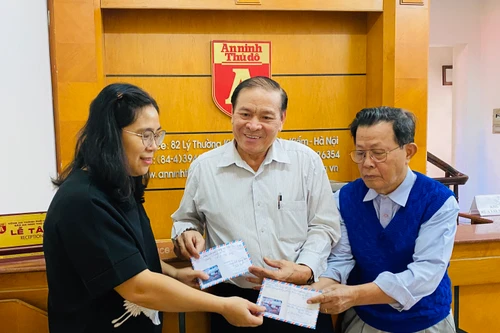 Bạn đọc Báo An ninh Thủ đô tiếp tục ủng hộ đồng bào miền Trung 