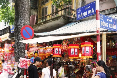 Phố Hàng Mã đón mùa Trung thu