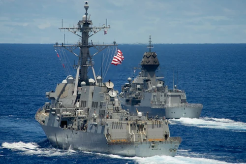 Tham vọng chủ quyền phi pháp của Trung Quốc làm nóng các cuộc đua khẳng định sức mạnh trên Biển Đông